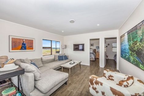 Photo of property in 24 Shegadeen Road, Wharehine, Wellsford, 0973