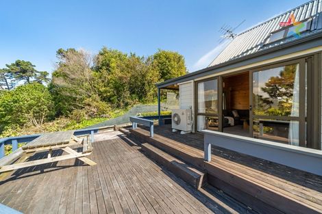 Photo of property in 19a Miromiro Road, Normandale, Lower Hutt, 5010
