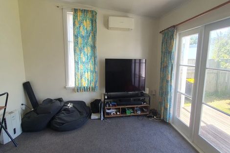 Photo of property in 37 Te Whiti Street, Kilbirnie, Wellington, 6022