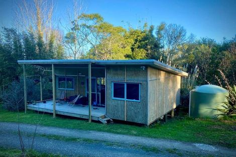 Photo of property in 4 Te Pahi River Drive, Paparoa, Maungaturoto, 0583