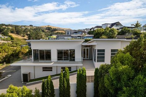 Photo of property in 4 Law Lane, Mount Pleasant, Christchurch, 8081