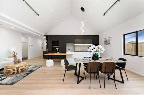 Photo of property in 32 Streamview Way, Long Bay, 0792