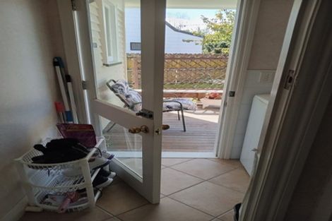 Photo of property in 11 Darlington Street, Ngatea, 3503