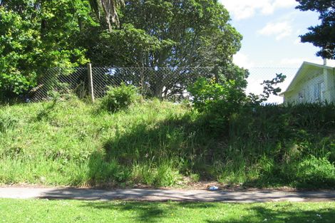 Photo of property in 49 Hillcrest Road, Papatoetoe, Auckland, 2025