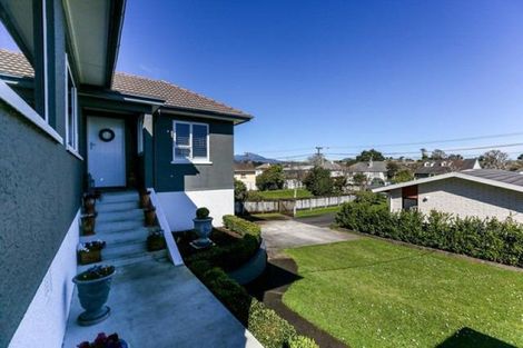 Photo of property in 11 Waimea Street, Westown, New Plymouth, 4310