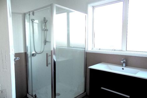 Photo of property in 15 Ballantyne Avenue, Upper Riccarton, Christchurch, 8041