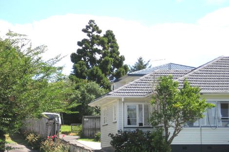 Photo of property in 1/252 Rangatira Road, Beach Haven, Auckland, 0626