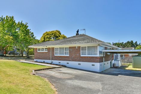 Photo of property in 1 Tanners Road, Mangere Bridge, Auckland, 2022