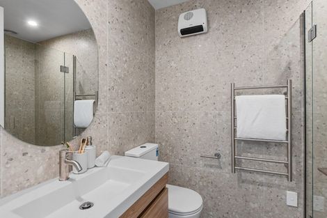 Photo of property in 1/182 Edgeware Road, Edgeware, Christchurch, 8013