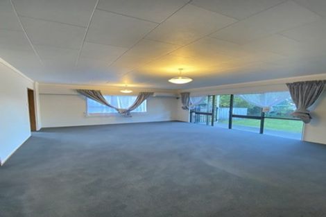 Photo of property in 74 Weatherly Road, Torbay, Auckland, 0630