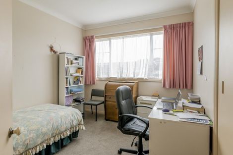 Photo of property in 72 Toi Street, Otaki Beach, Otaki, 5512