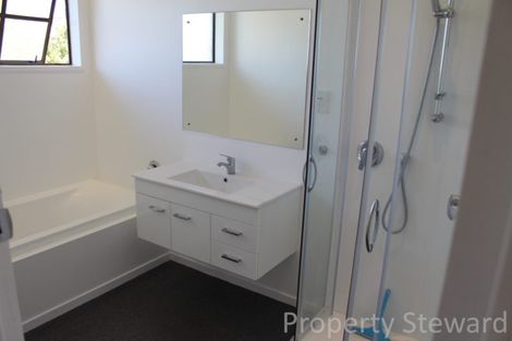 Photo of property in 2 Alfred Place, Fairfield, Dunedin, 9018