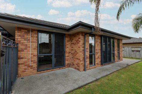 Photo of property in 112 Saint James Drive, Huntington, Hamilton, 3210