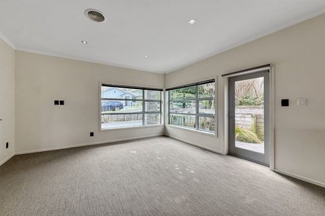 Photo of property in 74 Amesbury Drive, Churton Park, Wellington, 6037