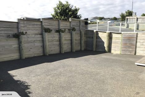 Photo of property in 129 Endeavour Drive, Whitby, Porirua, 5024