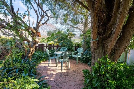 Photo of property in 11 Fleetwood Grove, Waikanae, 5036