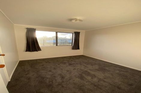 Photo of property in 2/16 Silver Creek Road, Weymouth, Auckland, 2103