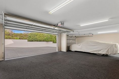 Photo of property in 6 Stonewall Place, Huntsbury, Christchurch, 8022