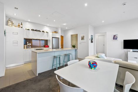 Photo of property in Sentinel Apartments, 805/3 Northcroft Street, Takapuna, Auckland, 0622