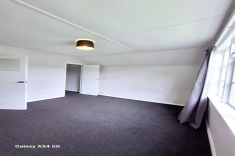 Photo of property in 32 Pearce Crescent, Taita, Lower Hutt, 5011