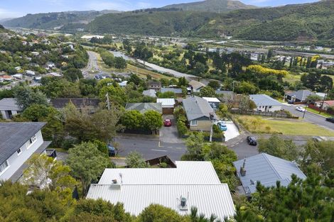 Photo of property in 27 Lord Street, Stokes Valley, Lower Hutt, 5019
