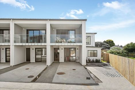 Photo of property in 5b Kahu Road, Paremata, Porirua, 5024