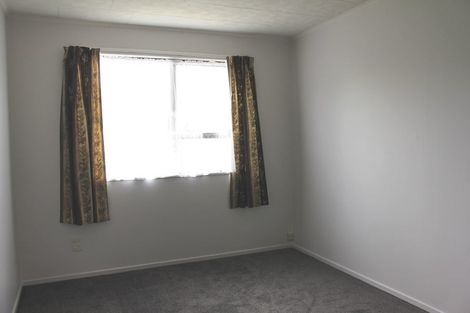 Photo of property in 3 Lewis Street, Blockhouse Bay, Auckland, 0600