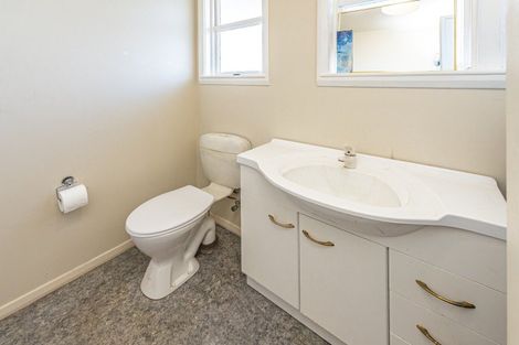 Photo of property in 10 Waitai Street, Castlecliff, Whanganui, 4501