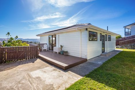 Photo of property in 37 Beaumaris Crescent, Ascot Park, Porirua, 5024