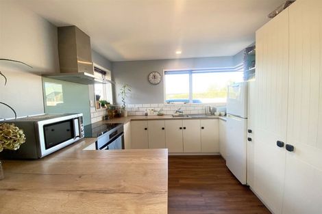 Photo of property in 2/303 Burwood Road, Burwood, Christchurch, 8083