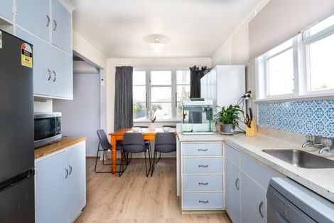 Photo of property in 17 Neal Crescent, Onekawa, Napier, 4110