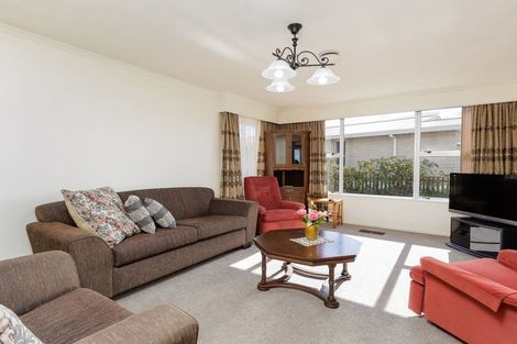 Photo of property in 142 Queen Street, Waimate, 7924