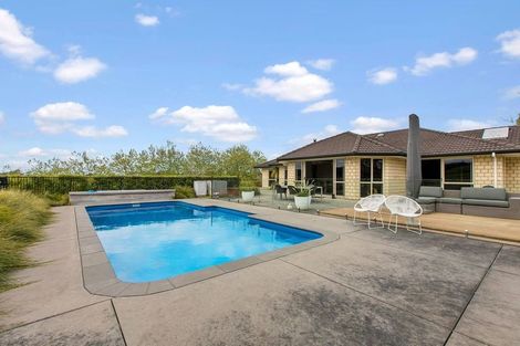 Photo of property in 24 Windmill Drive, Wainui, Silverdale, 0992