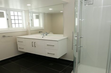 Photo of property in 84b Salamanca Road, Kelburn, Wellington, 6012