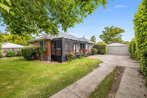Photo of property in 135 Condell Avenue, Papanui, Christchurch, 8053