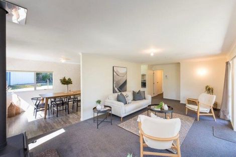 Photo of property in 42 Meadowbrook Drive, Cloverlea, Palmerston North, 4412