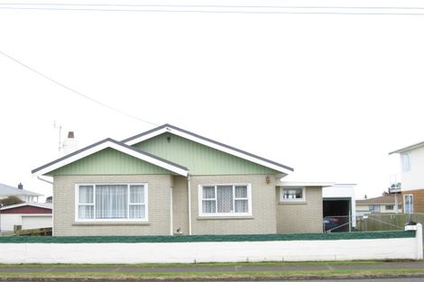 Photo of property in 15 Princes Street, Fitzroy, New Plymouth, 4312