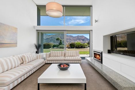 Photo of property in 311 Beacon Point Road, Wanaka, 9305