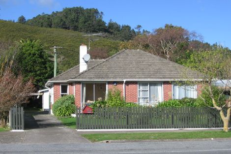 Photo of property in 1332 High Street, Taita, Lower Hutt, 5011