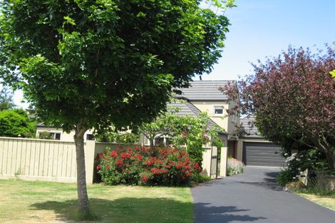 Photo of property in 14 Harlech Mews Avonhead Christchurch City