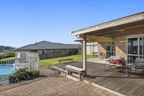 Photo of property in 36 Waterside Drive, Pyes Pa, Tauranga, 3112