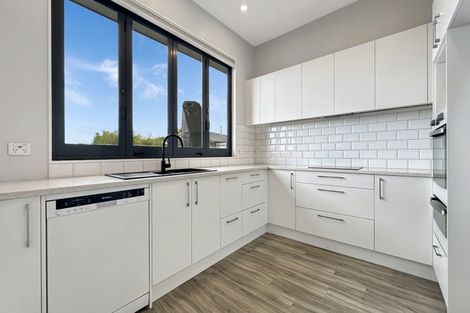 Photo of property in 51b Rodney Street, Howick, Auckland, 2014