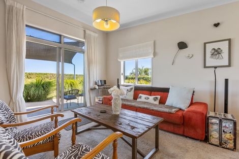 Photo of property in 138 Stent Road, Warea, New Plymouth, 4381