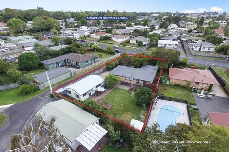 Photo of property in 14 Edinburgh Road, Hillcrest, Hamilton, 3216