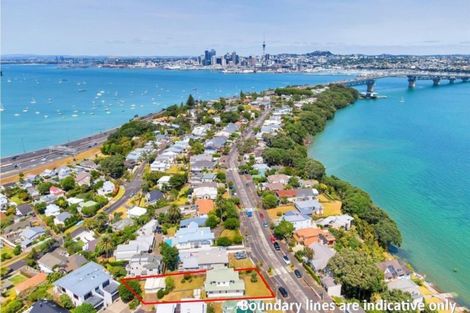 Photo of property in 103 Queen Street, Northcote Point, Auckland, 0627