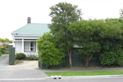 Photo of property in 135a Geraldine Street, Edgeware, Christchurch, 8013