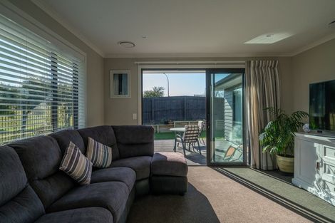 Photo of property in 48 Huka Heights Drive, Rangatira Park, Taupo, 3330