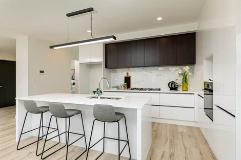 Photo of property in 19 Tautoru Avenue, Orewa, 0931