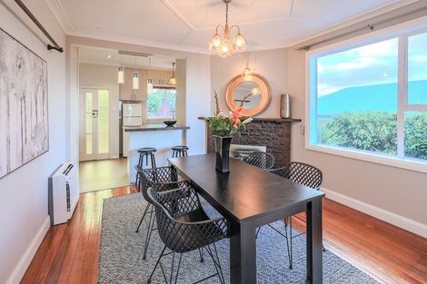 Photo of property in 90 Middleton Road, Kew, Dunedin, 9012