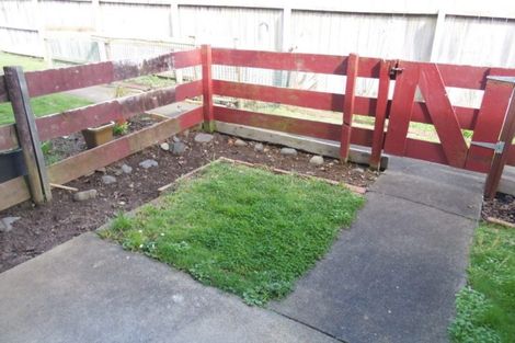 Photo of property in 2/19 Olive Crescent, Papatoetoe, Auckland, 2025